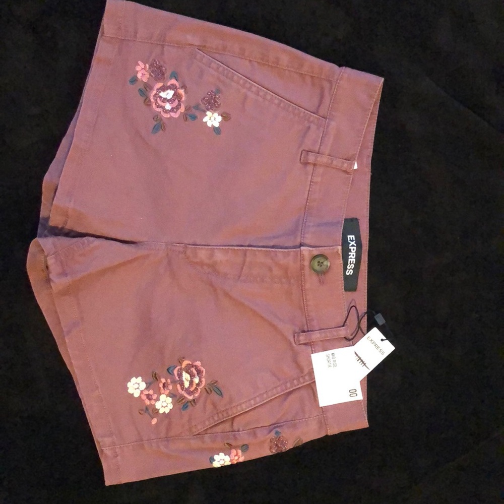 Express Mid Rise Floral Shortie